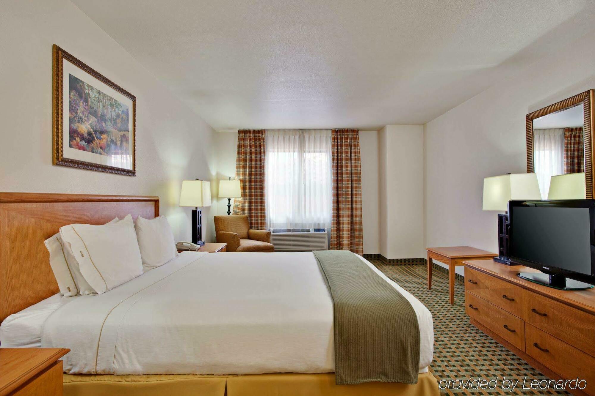 Holiday Inn Express Kingman By Ihg Exterior photo